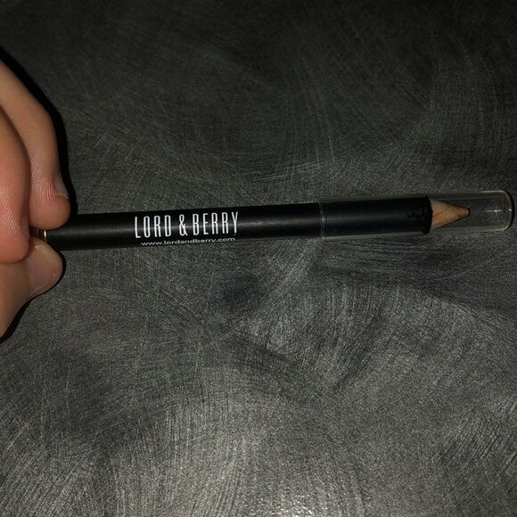 Lord & Berry Eyeliner Pencil in #230 Doré - Picture 1 of 4